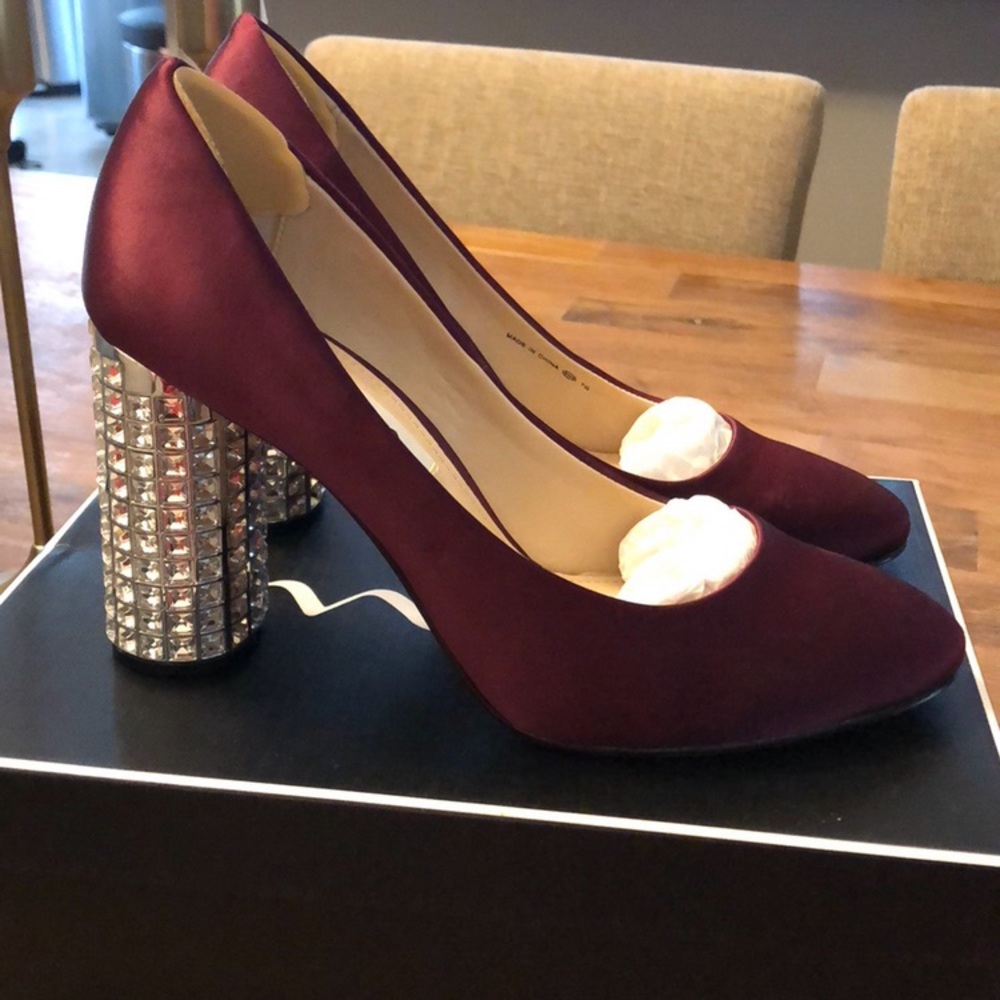 Stunning Nina Ricci wine color satin crystal heels